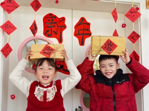 小马“驾”到，新年“萌”到！